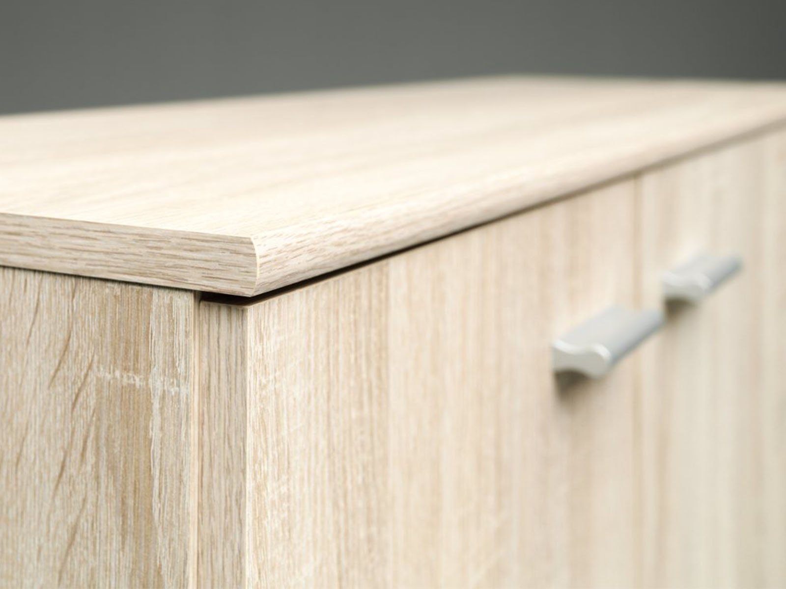 möbelando Sideboard Uwe, mit 3 Drehtüren, 2 Schubkästen und einen Fachboden. Breite 107 cm, Höhe 74 cm, Tiefe 34 cm