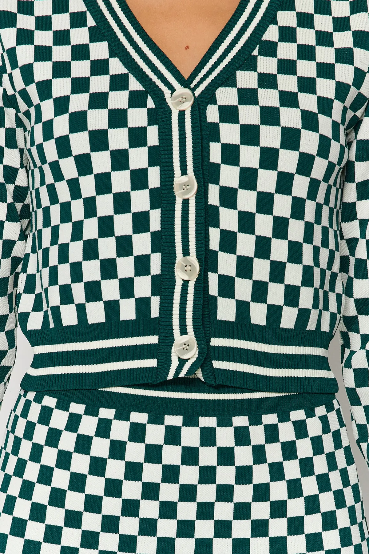Trendyol Collection  Grünes, kurzes Strickoberteil und -unterteil-Set TWOAW24AU00061