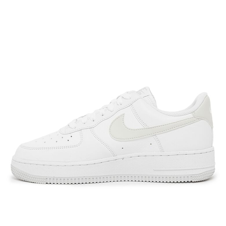 NIKE Air Force 1 '07 SE white/photon dust-white-volt