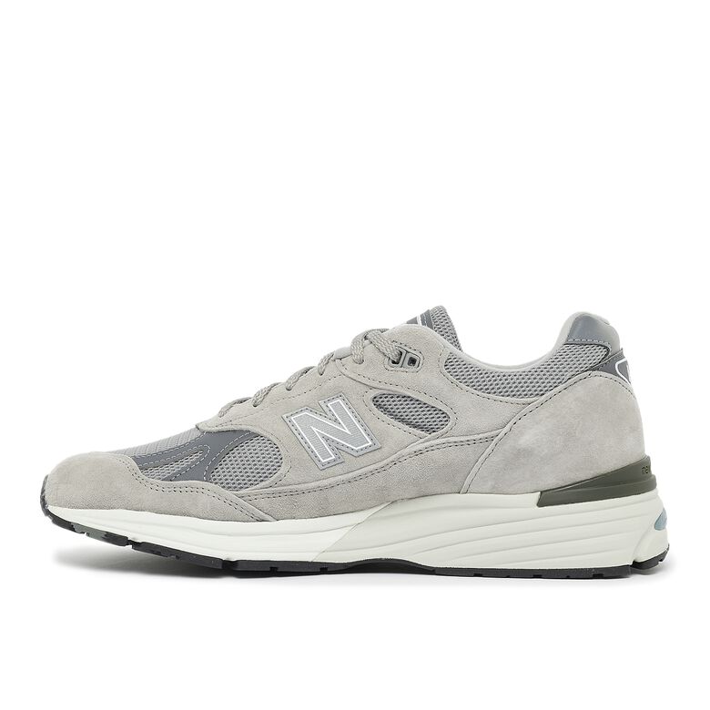 New Balance 991v2 
