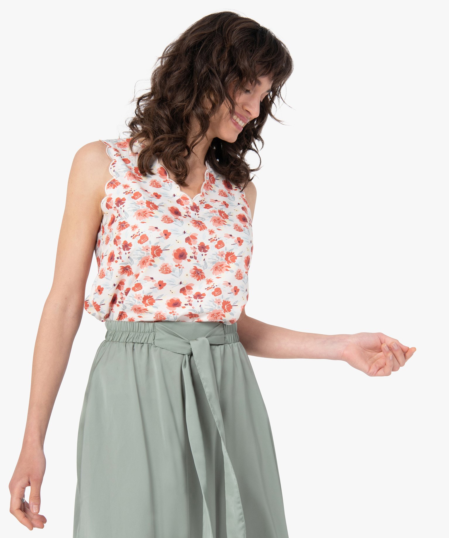 Blouse femme sans manches imprimée avec finitions festonnées imprime | GEMO