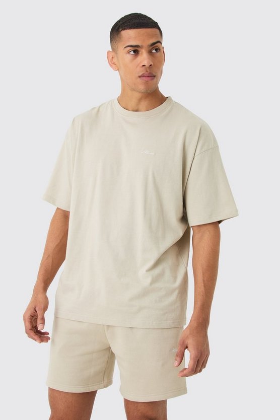 Man Signature T-Shirt und lockere Shorts
