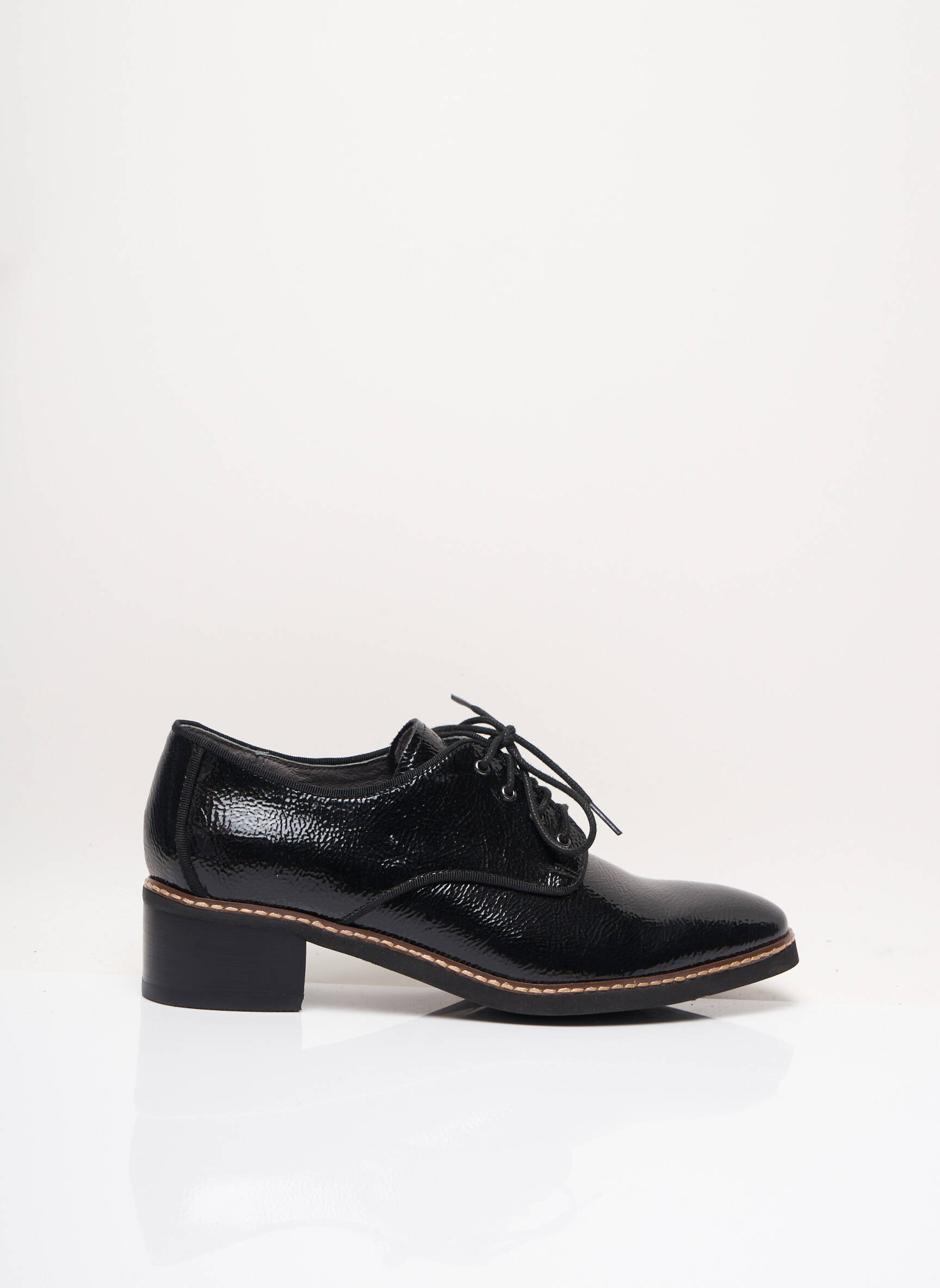 Fugitive By Francesco Rossi Derby Femme couleur noir