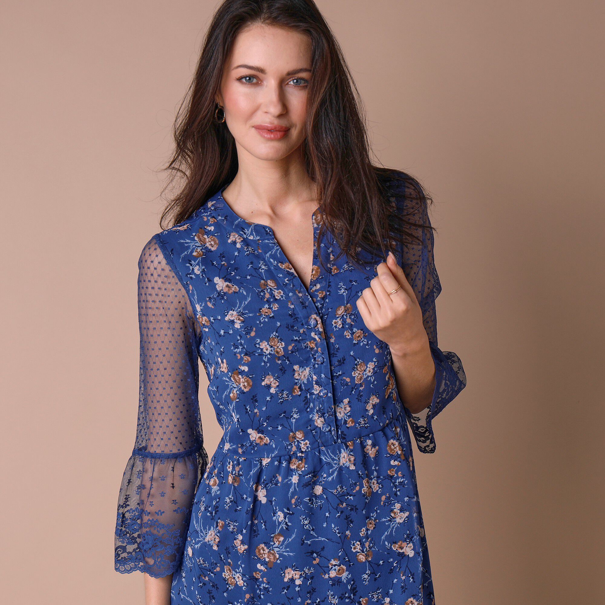 Robe dentelle manches 3/4 imprimée
