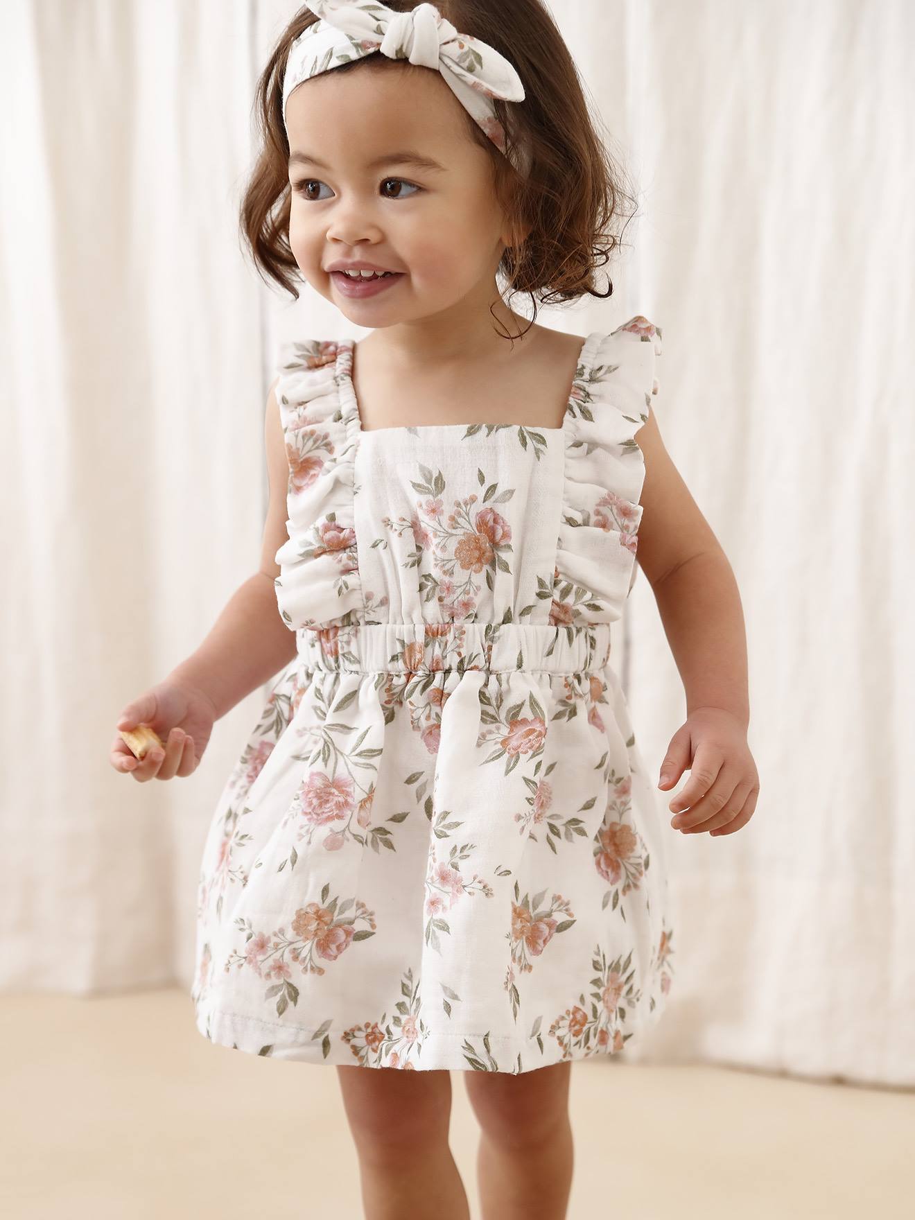 Ensemble 3 pièces bébé robe, bloomer et bandeau assorti blanc