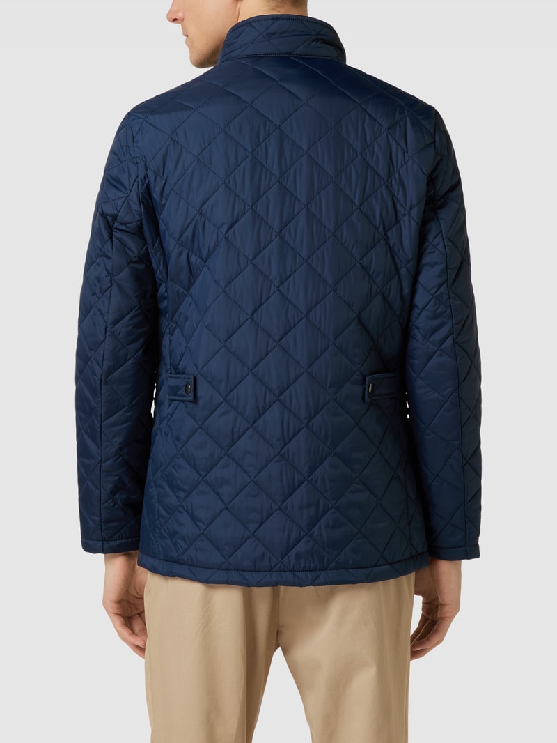 Steppjacke mit Stehkragen in marineblau
