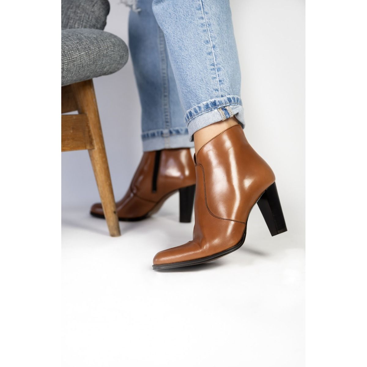 Muratti  ABRIL T0068A - Cognac
