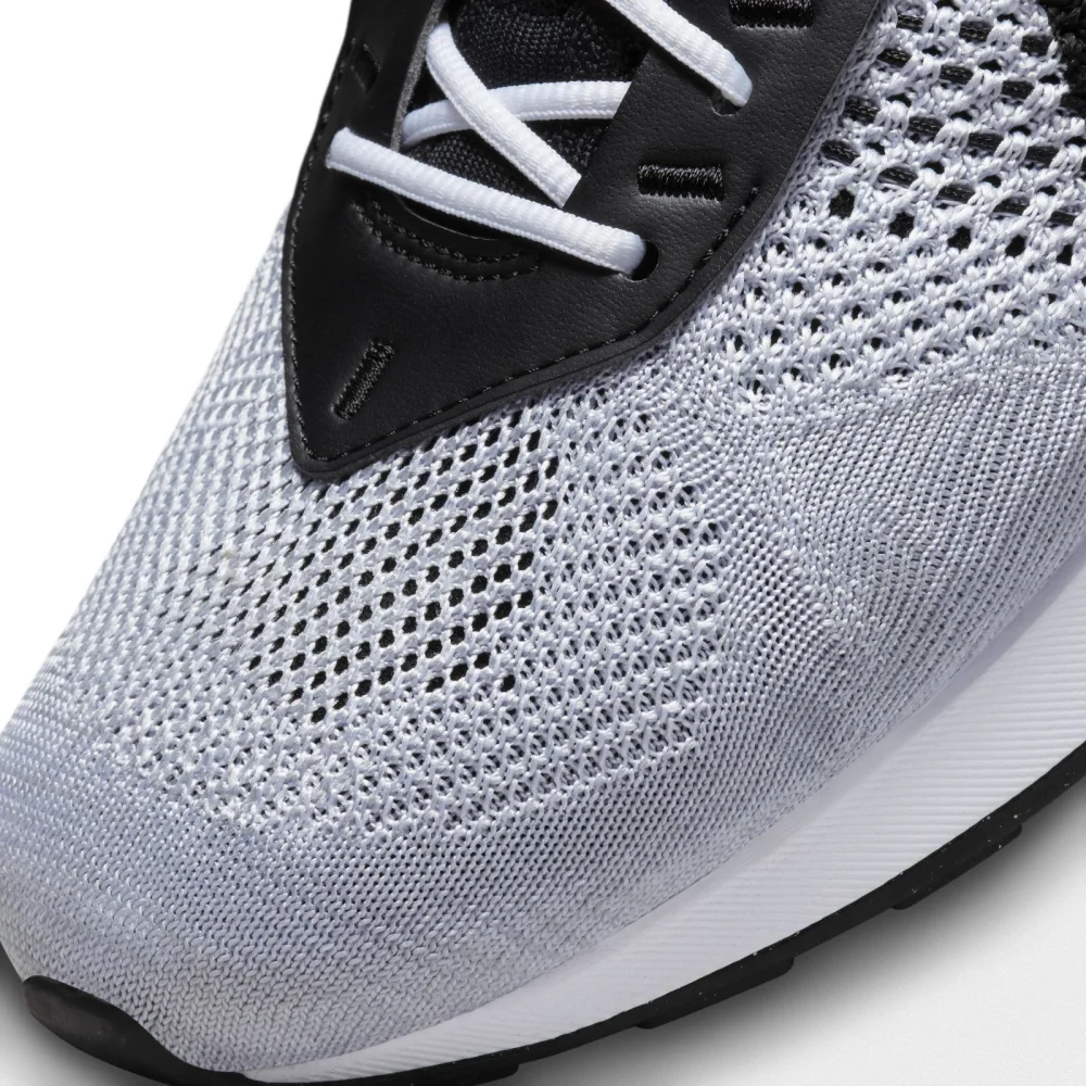 Nike Air Max Flyknit Racer DJ6106-002 / weiss