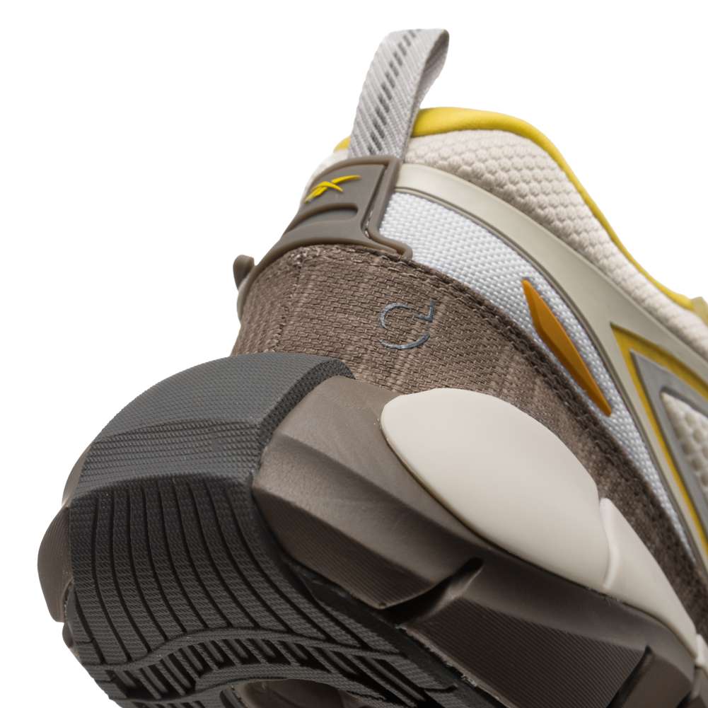 Reebok x Cottweiler Zig 3D x Storm Hydro Sneaker G55691