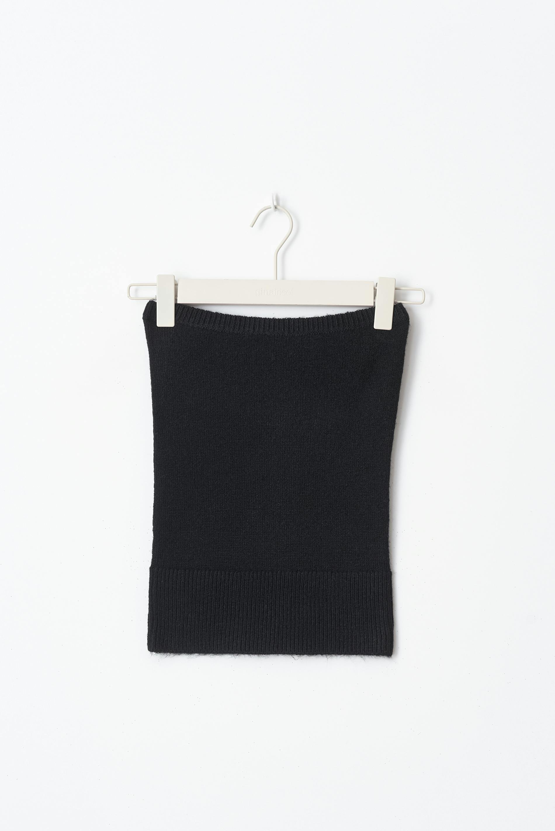 Knitted tube top