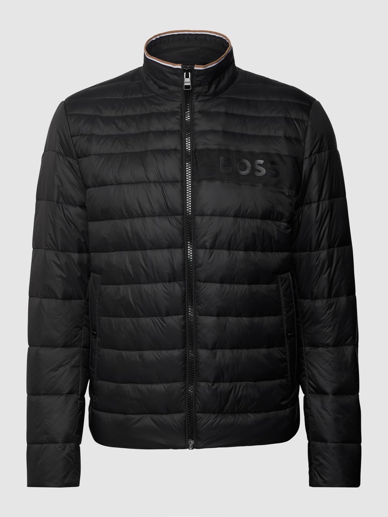 Steppjacke mit Label-Patch Modell 'Darolus' in schwarz