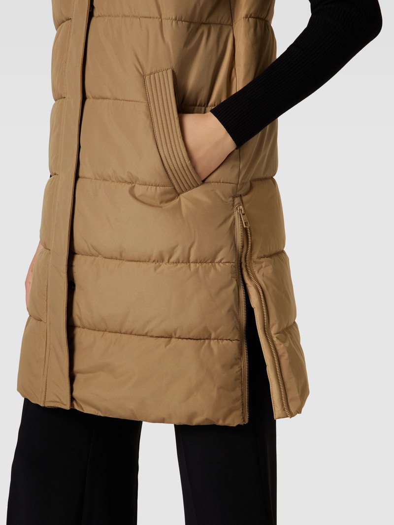 Steppweste mit Kapuze in beige