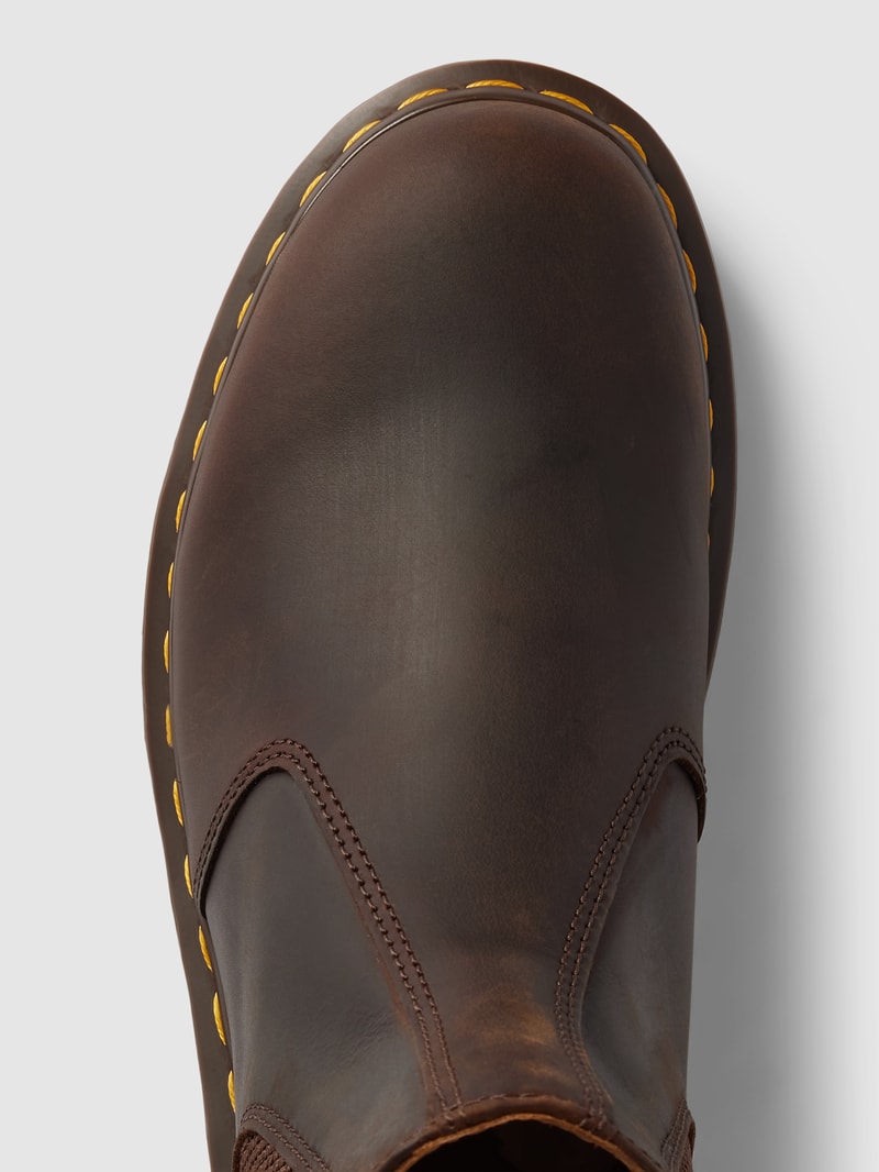 Chelsea Boots aus Leder in mittelbraun