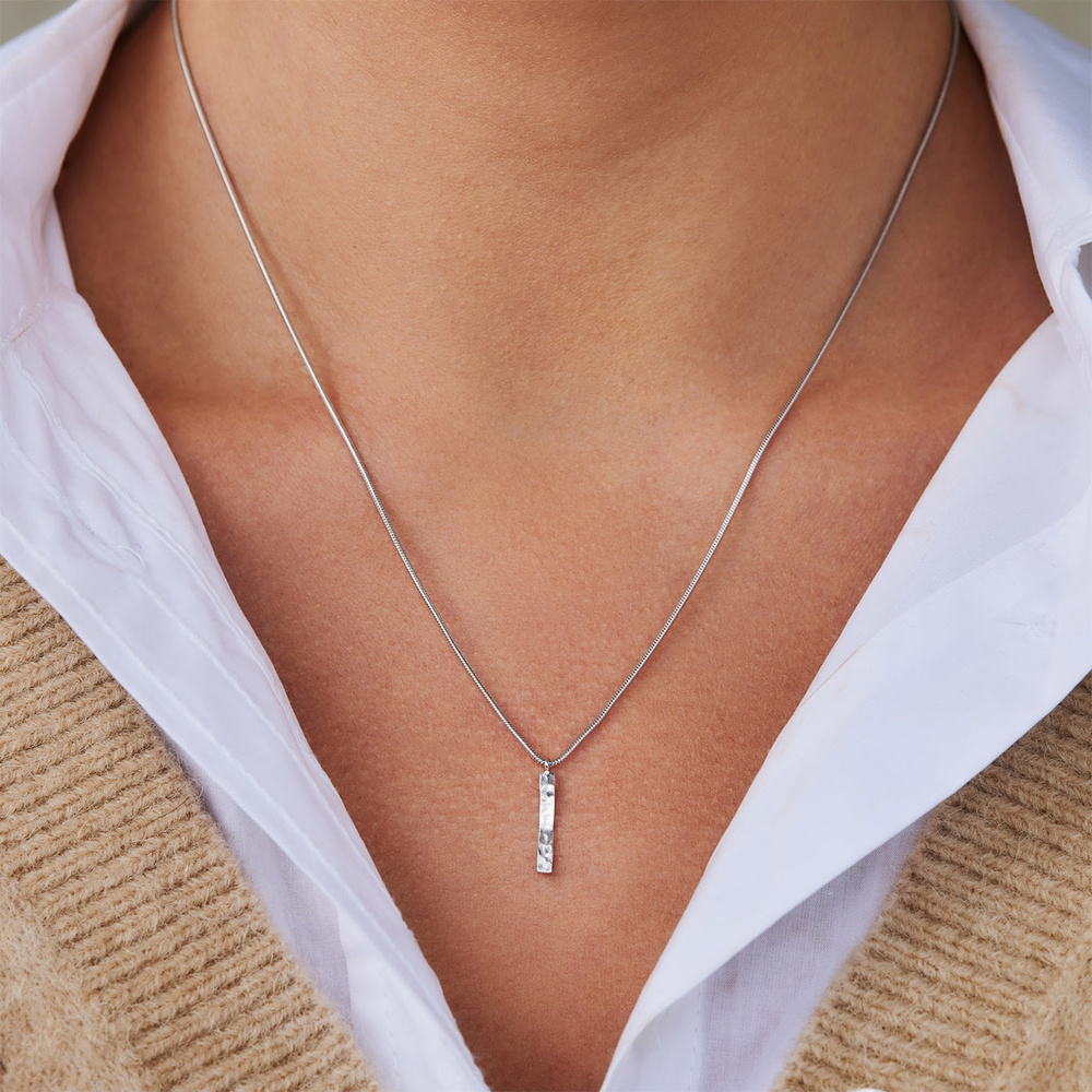 Violet Hamden Sisterhood Collier collier