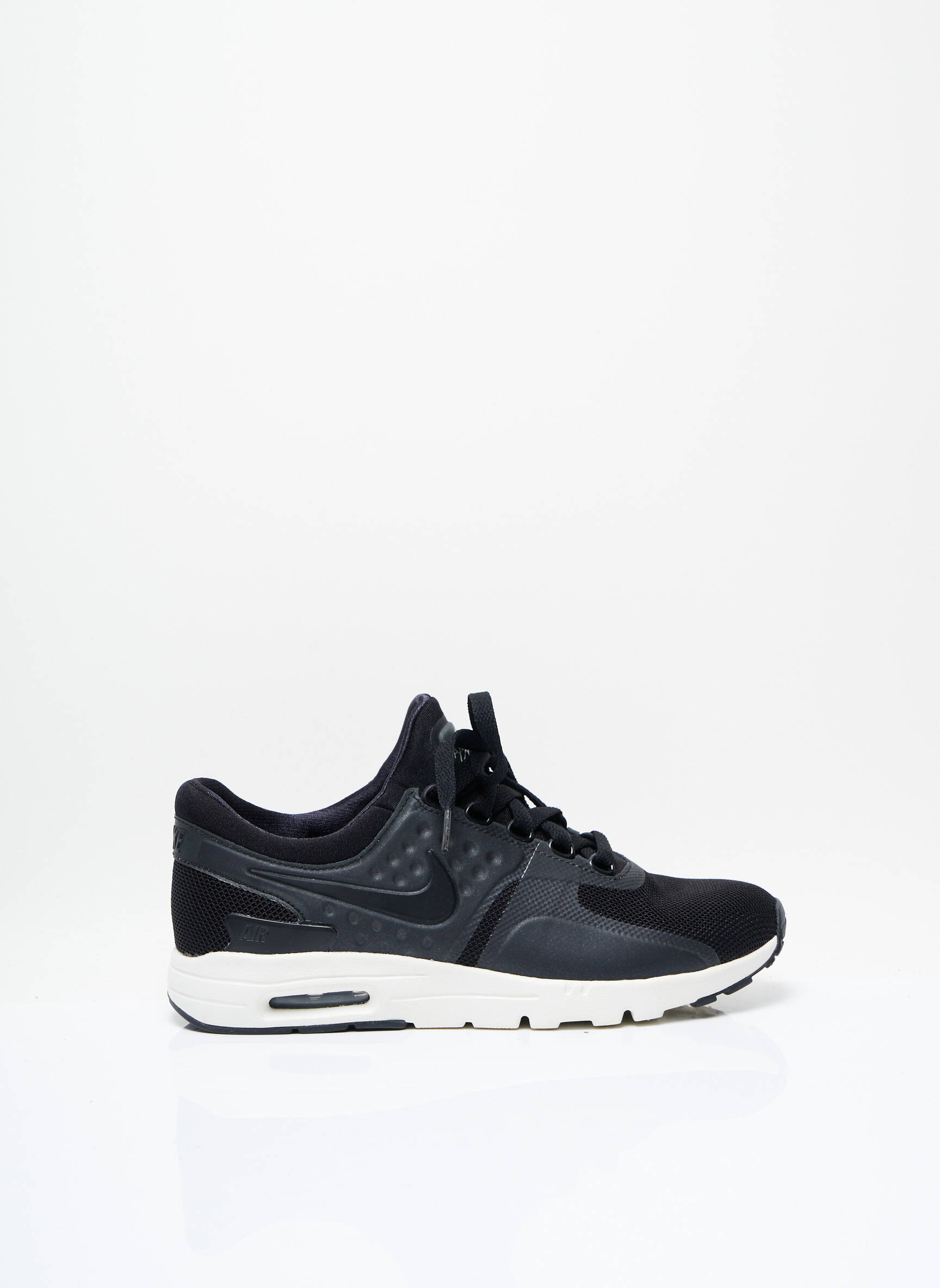 Nike Baskets Unisexe couleur noir