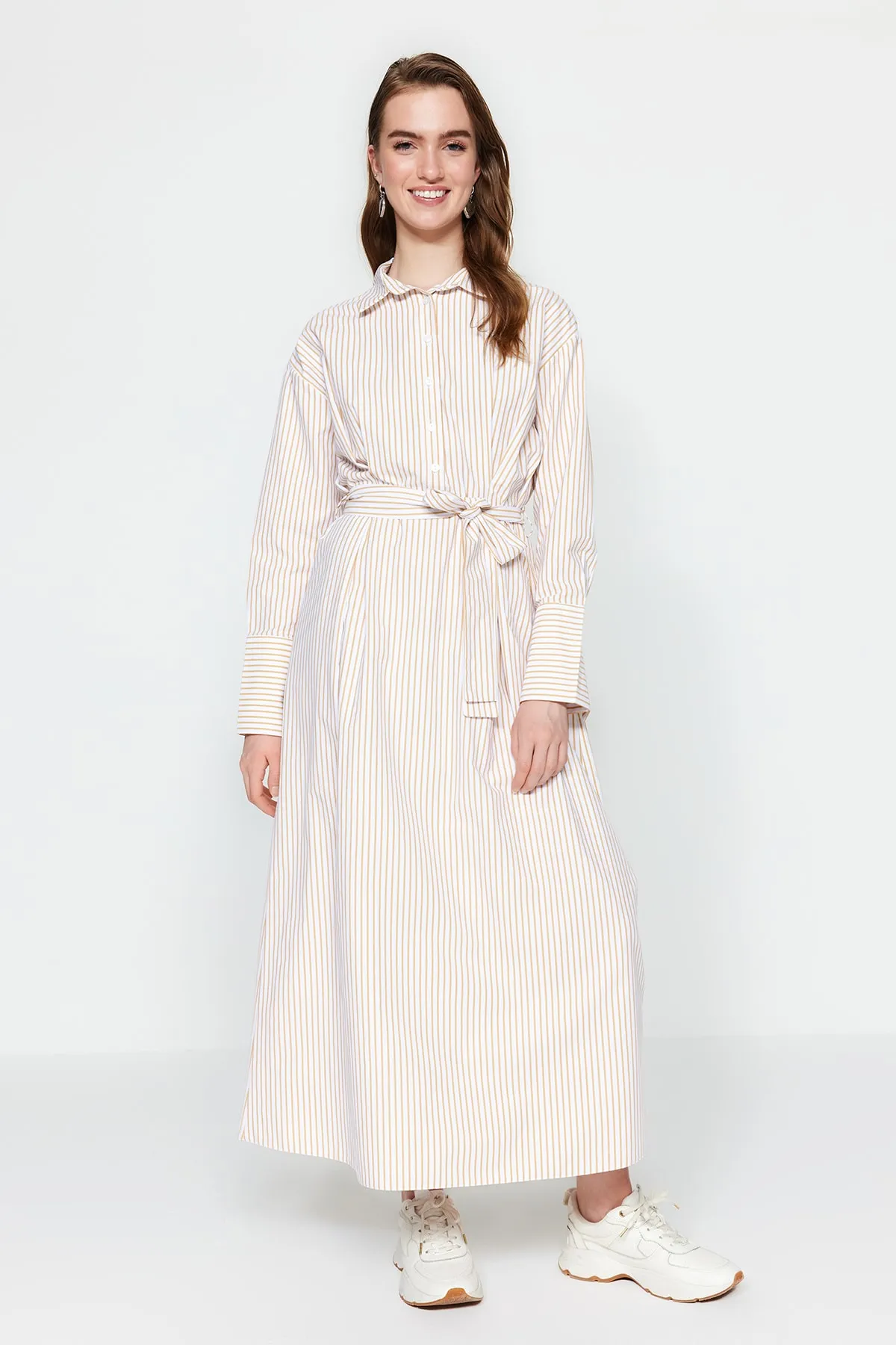 Trendyol Modest  Kleid - Beige - Blusenkleid