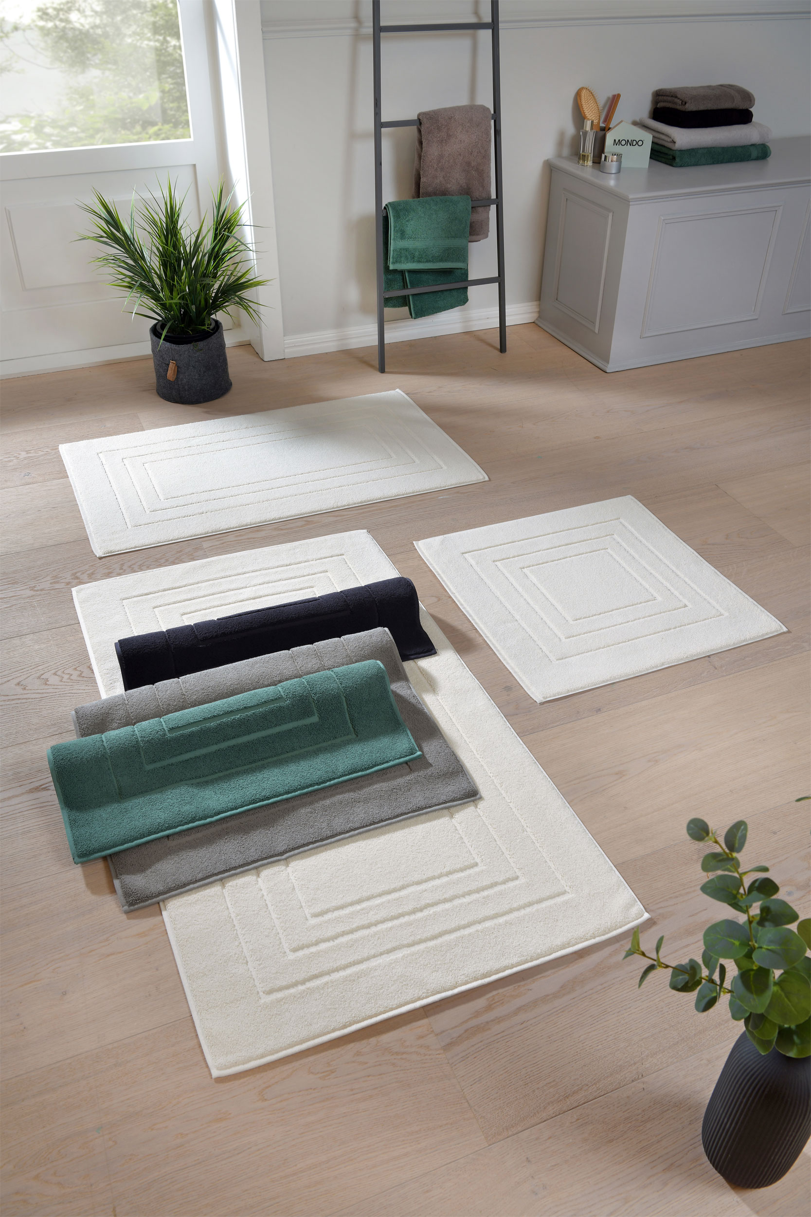 VOSSENBadteppich ivory