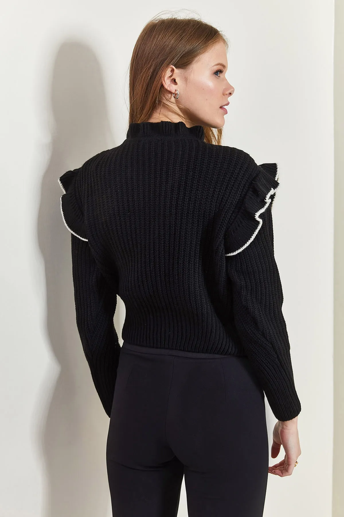Bianco Lucci  Damenpullover mit Rüschen und Schleifendetail