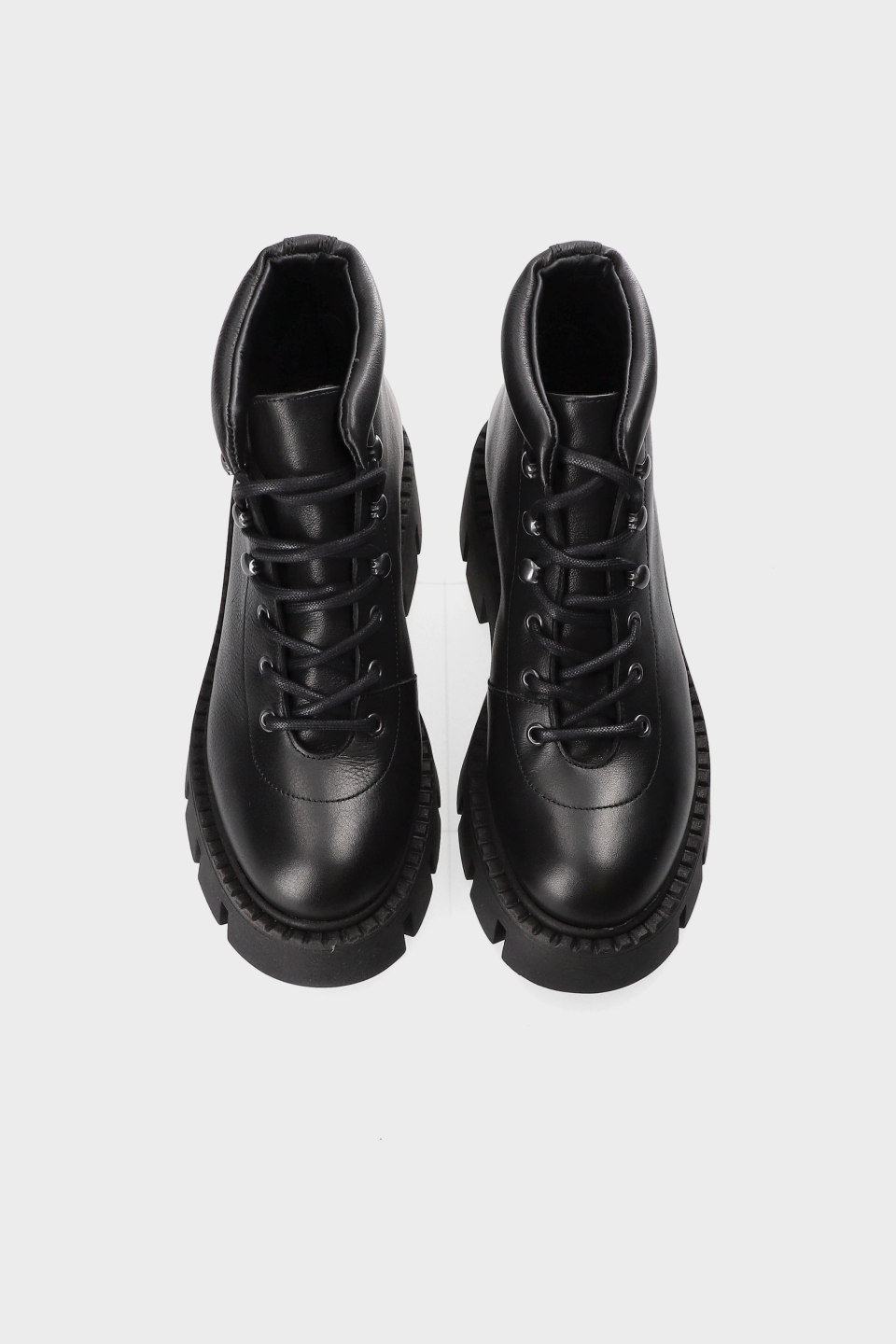 CPH134 vitello black