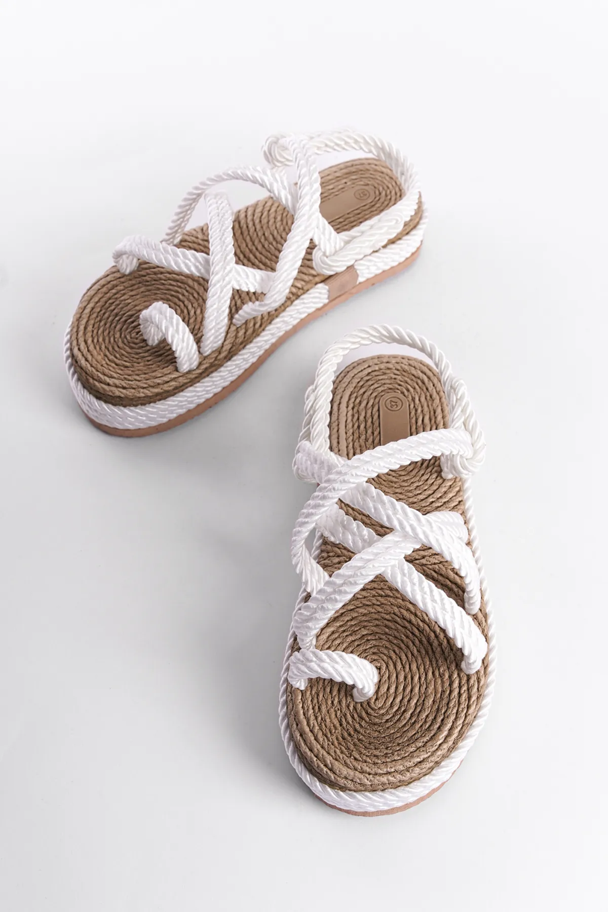 Capone Outfitters  Damen-Sandalen mit Keilabsatz und Schnürung