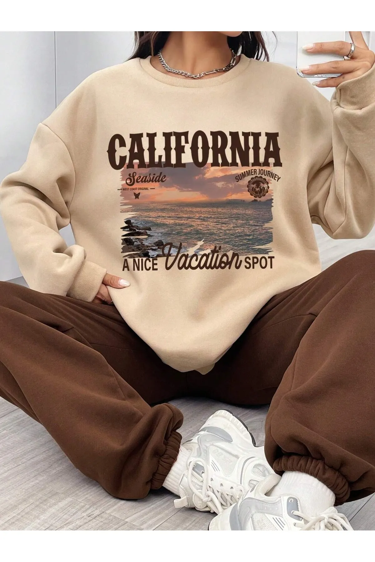 Know  Damen-Trainingsanzug-Set „California Seaside“ in Beige mit Übergröße und Oberteil