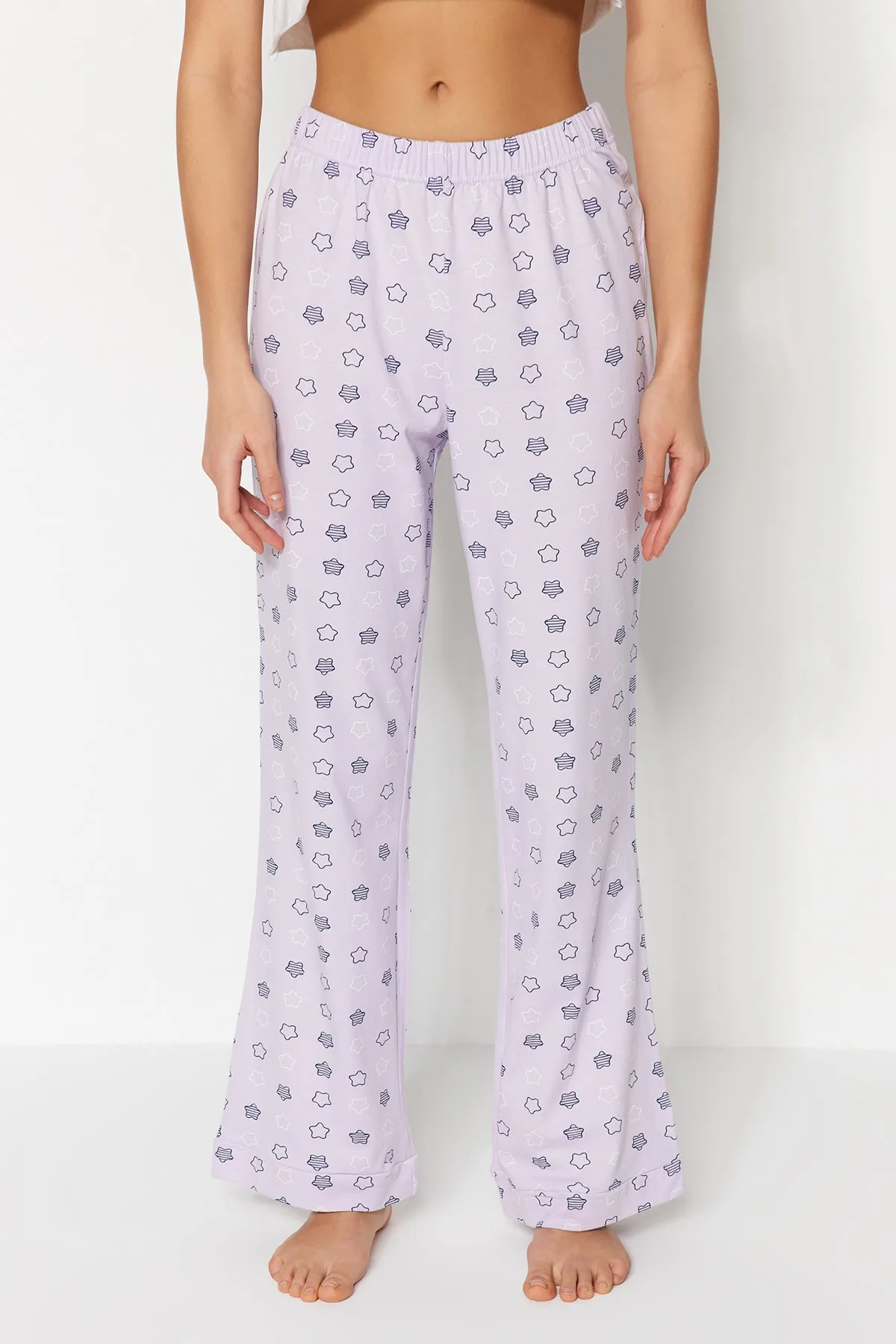 Trendyol Collection  Gestrickte Pyjamahose aus Baumwolle mit Sternenmuster in Flieder THMSS23PJ00003
