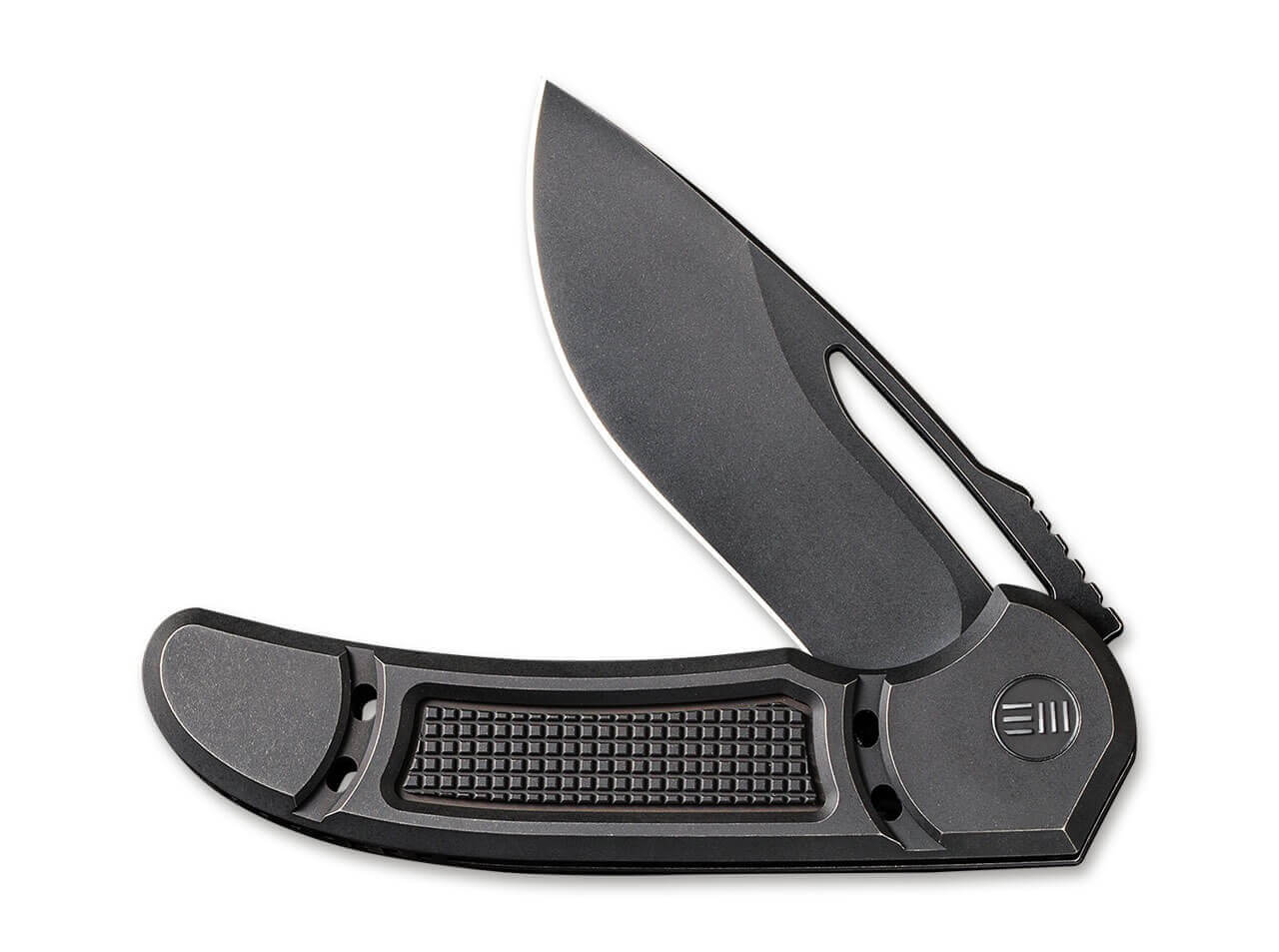 Minax Titan Black