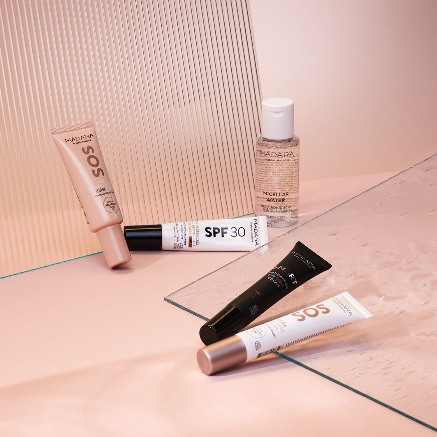 MÁDARA 5-in-1 Travel Kit