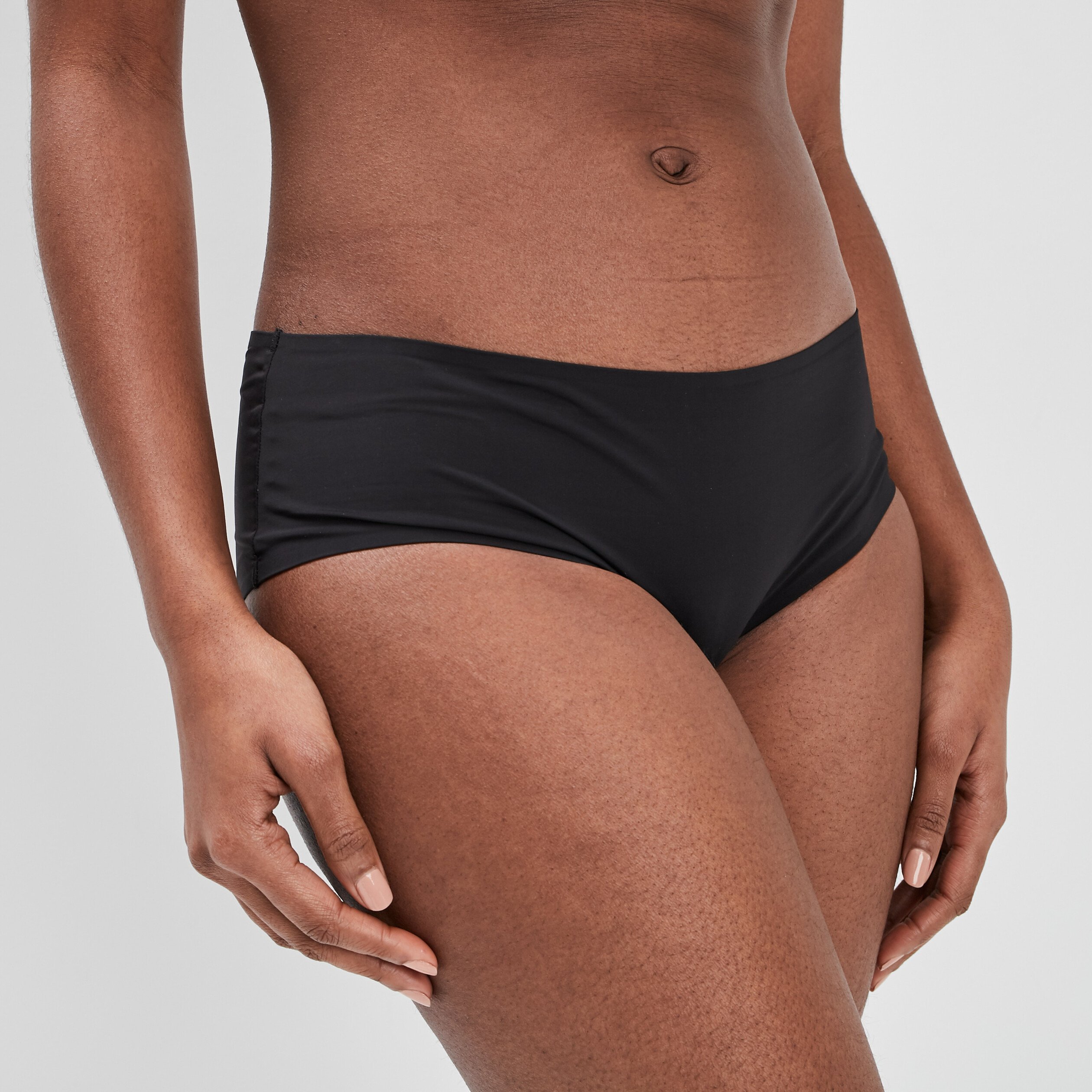 Shorty microfibre noir femme | La Halle