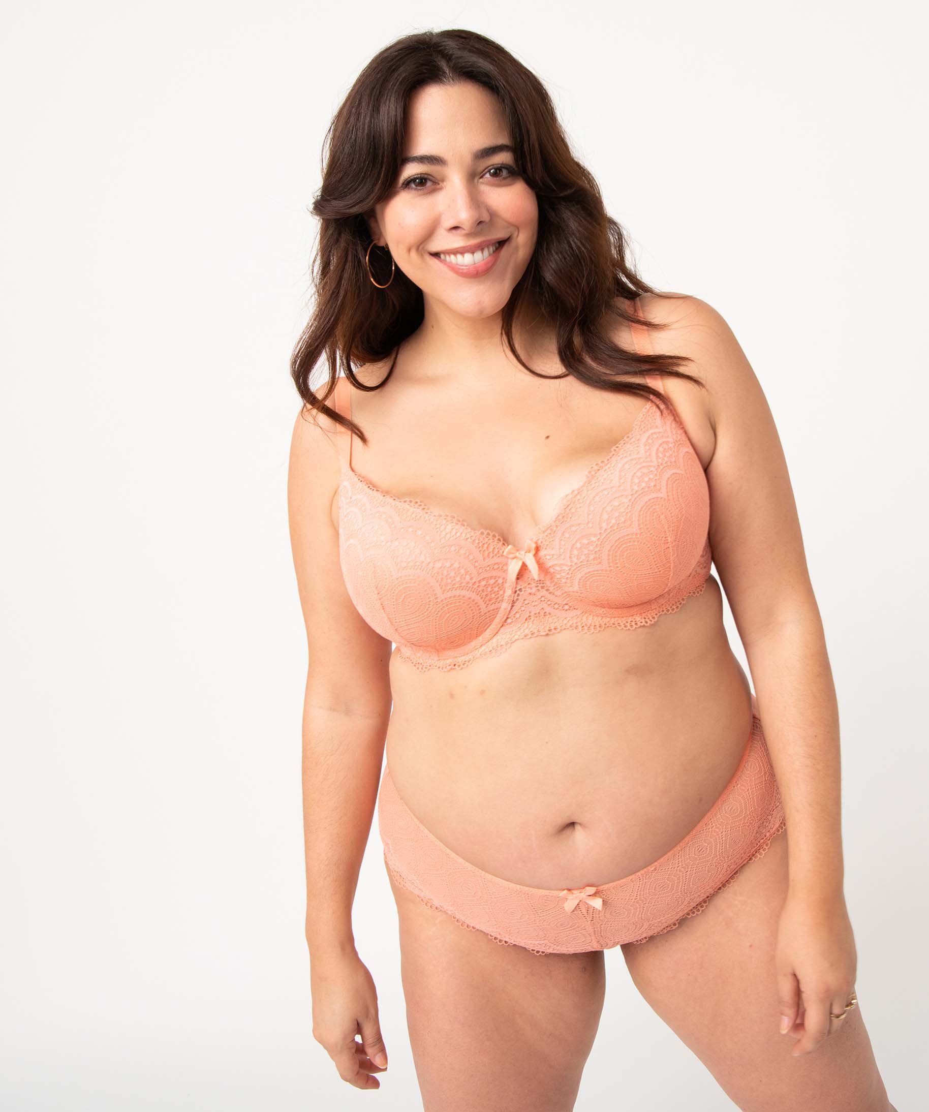 Soutien-gorge grande taille à armatures et coques fines rose | GEMO
