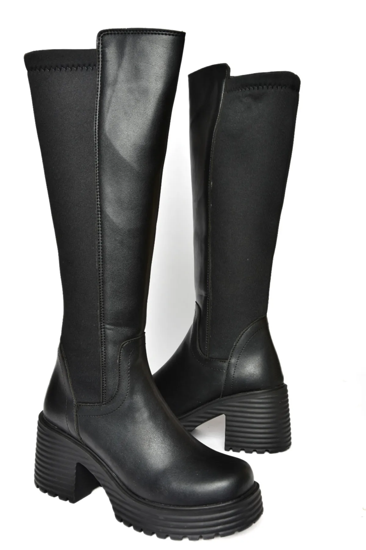 Fox Shoes  R996021709 Schwarze Damenstiefel mit dickem Absatz