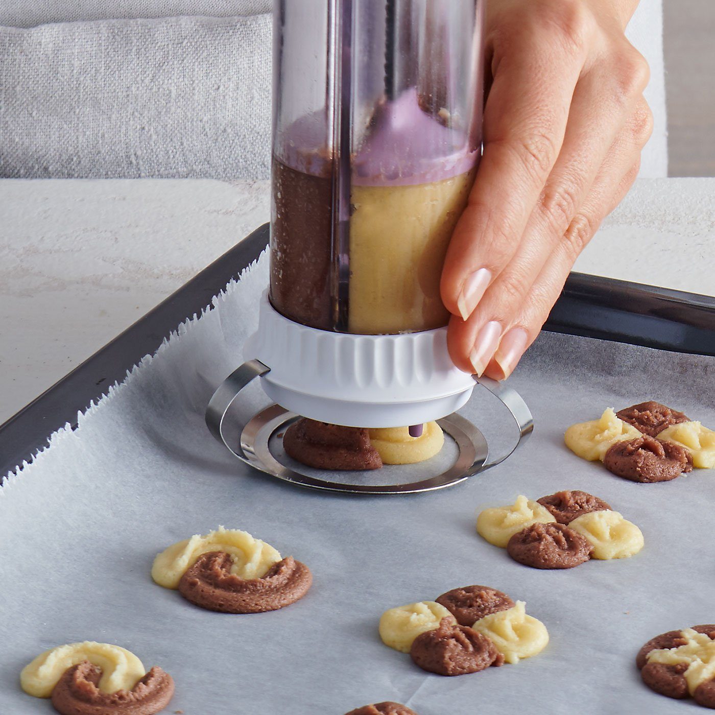 Betty Bossi Gebäckpresse Cookie Press, (7-tlg), zweifarbige Kekse und Plätzchen