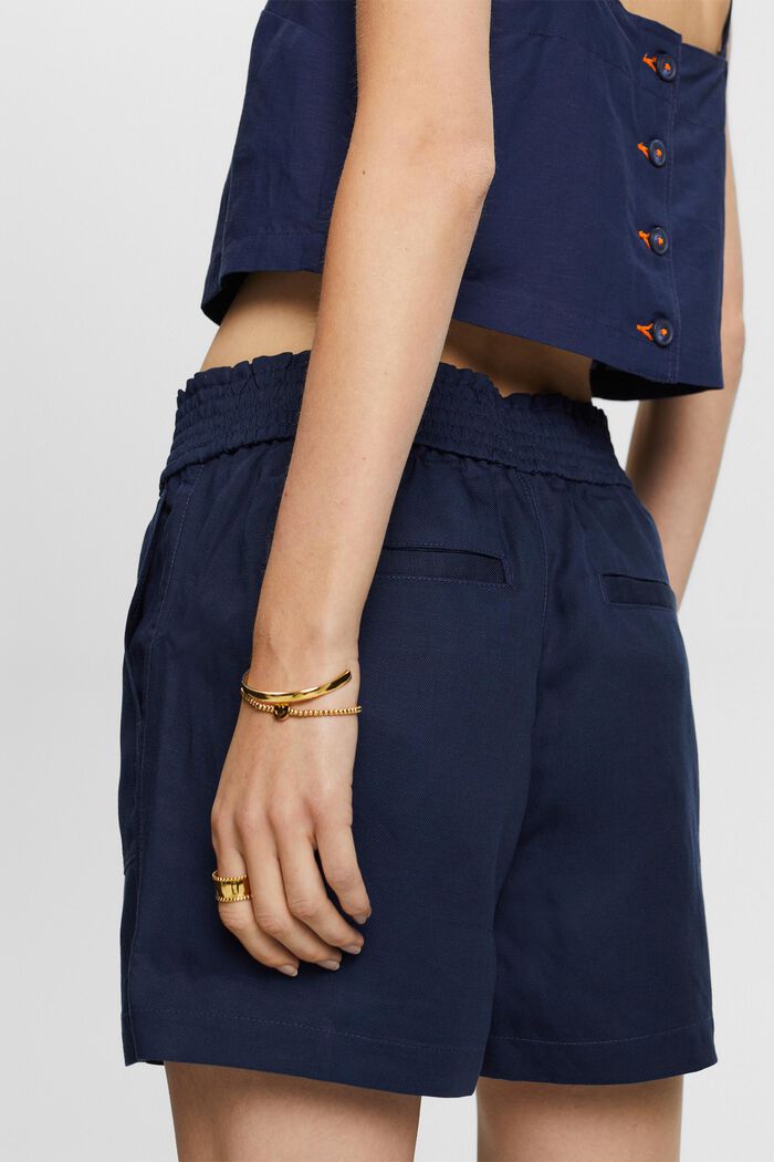 Pull-on-Shorts, Leinenmix