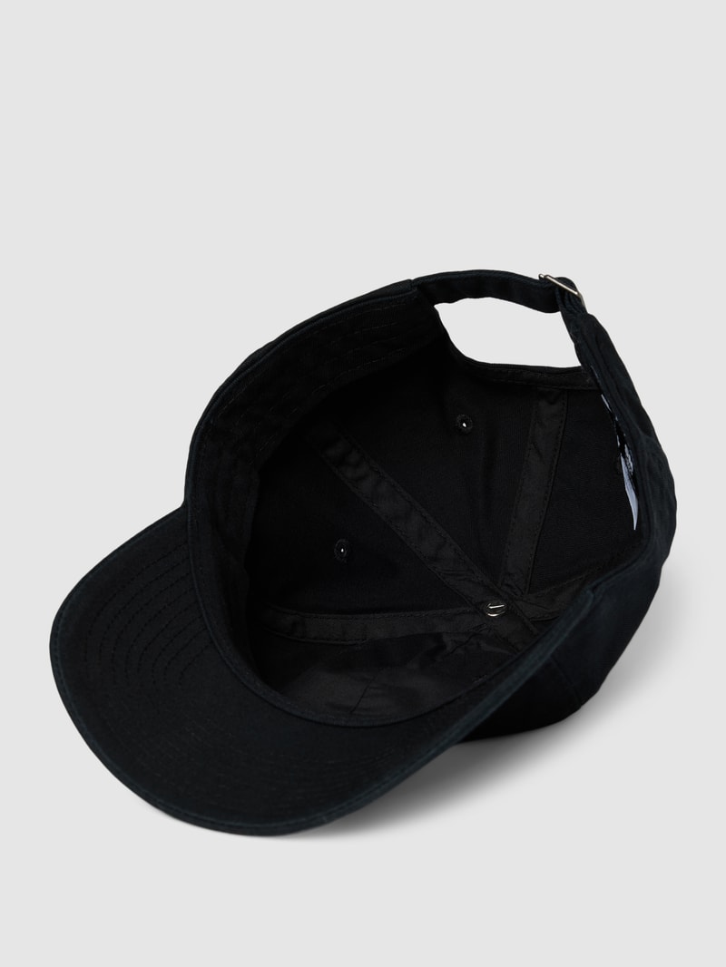 Basecap mit Label-Stitching in schwarz