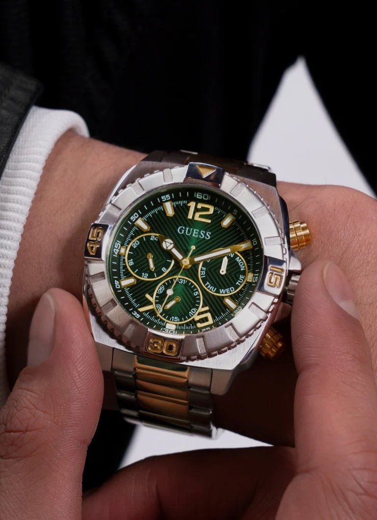 GUESS Traction watch GW0800G1