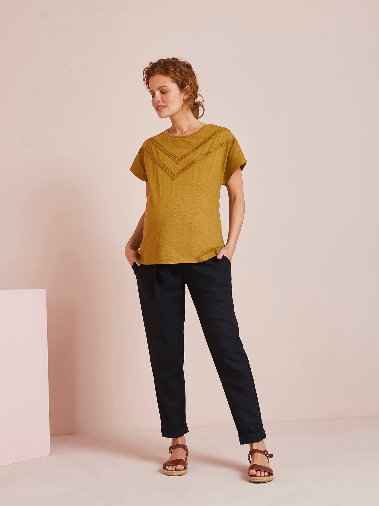 T-shirt de grossesse avec détails en macramé bronze