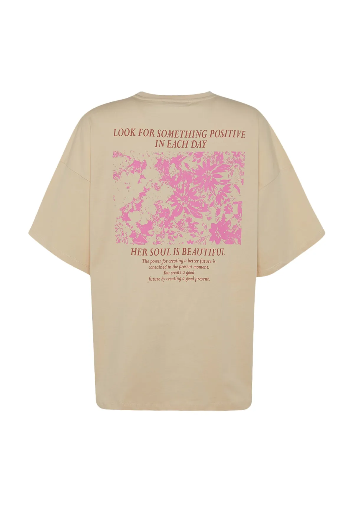 Trendyol Collection  Premium-Strick-T-Shirt aus 100 % Baumwolle mit bedruckter Vorder- und Rückseite in Übergröße/weitem Muster TWOSS23TS00269
