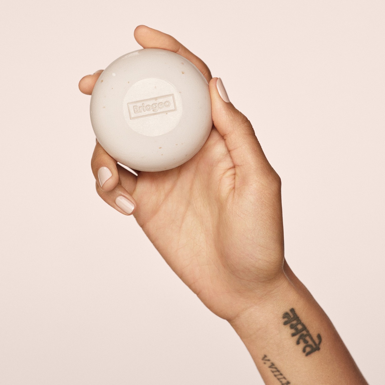Aloe + Oat Milk Ultra Soothing 3-in-1 Cleansing Bar