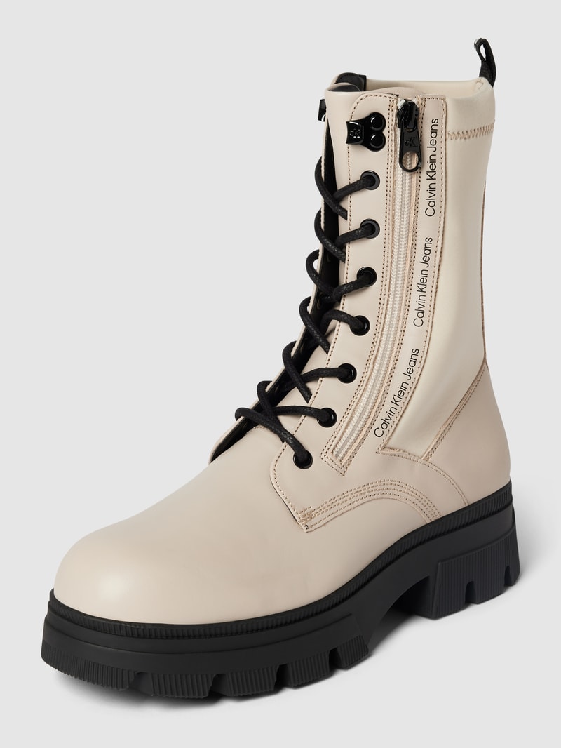 Bikerboots mit Label-Details Modell 'CHUNKY' in weiss