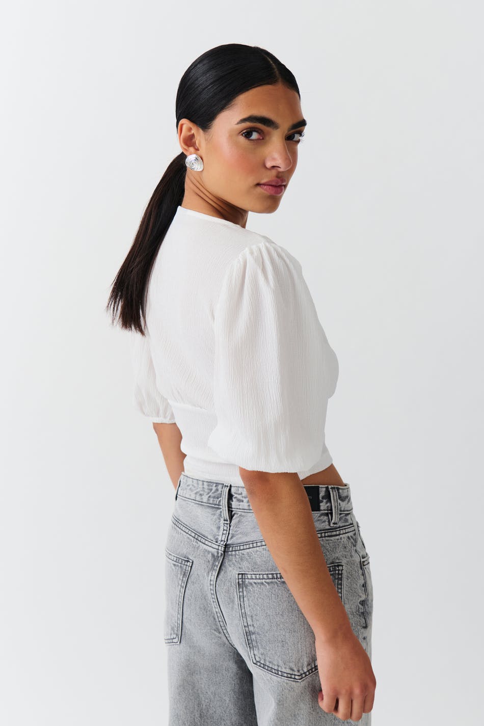 Puff sleeve top
