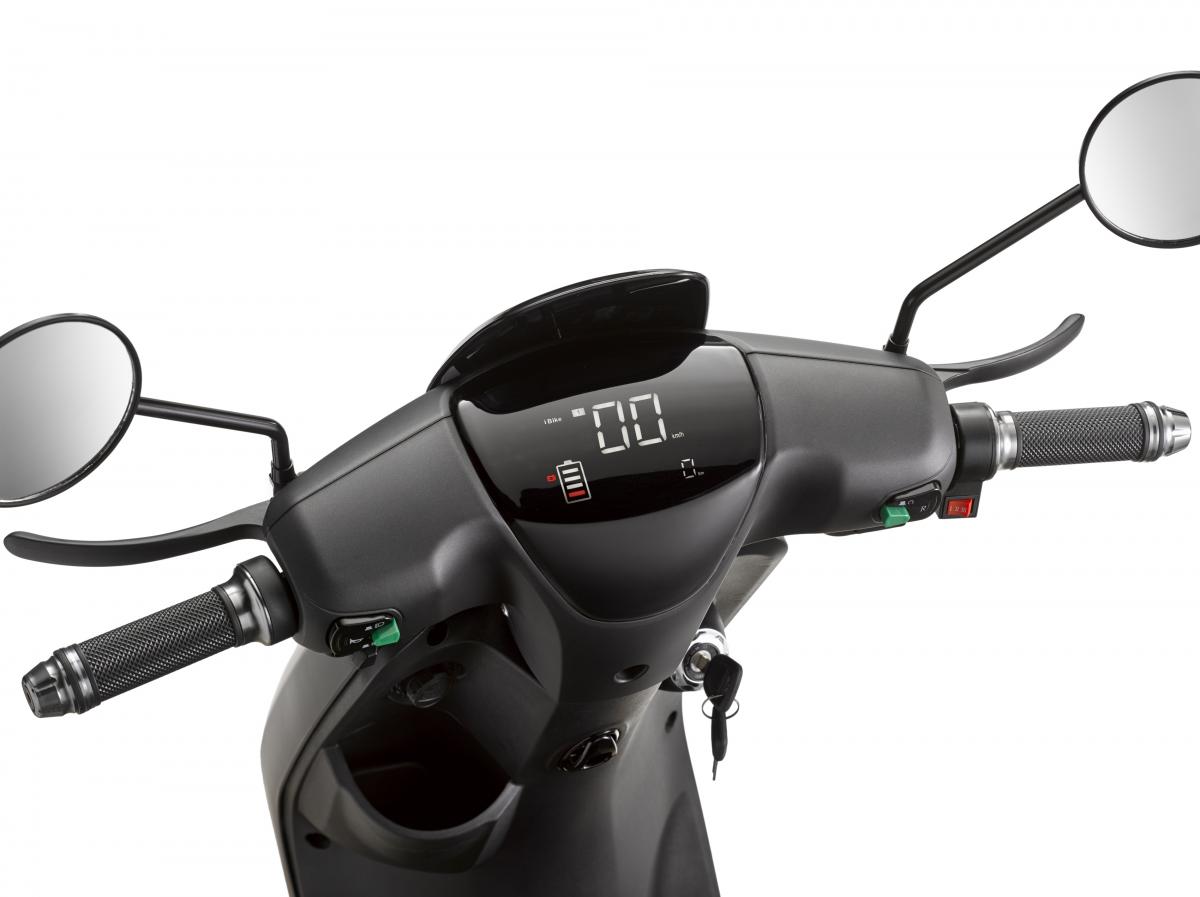LuXXon E2000Li S Elektroroller mit 2000 Watt Bosch Motor (25 km/h)