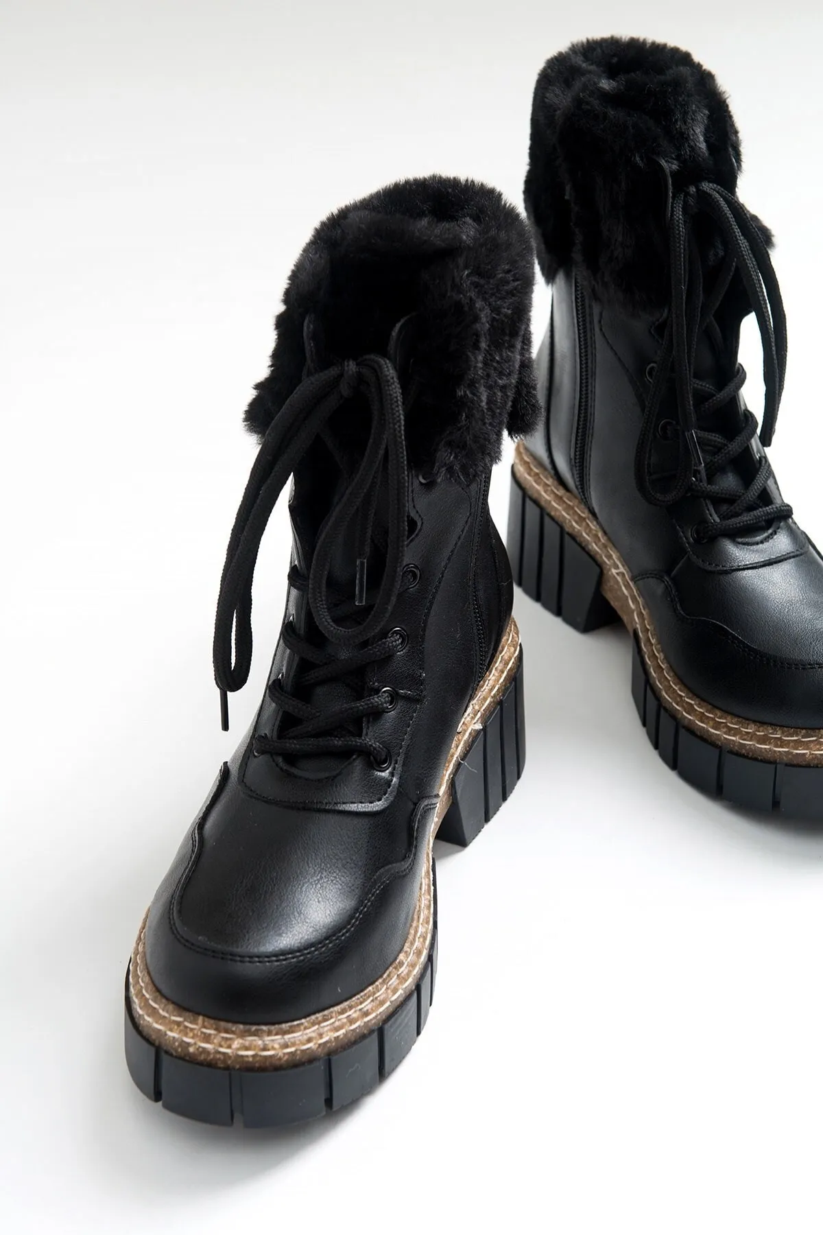 LuviShoes  Faith Black Skin Damenstiefel