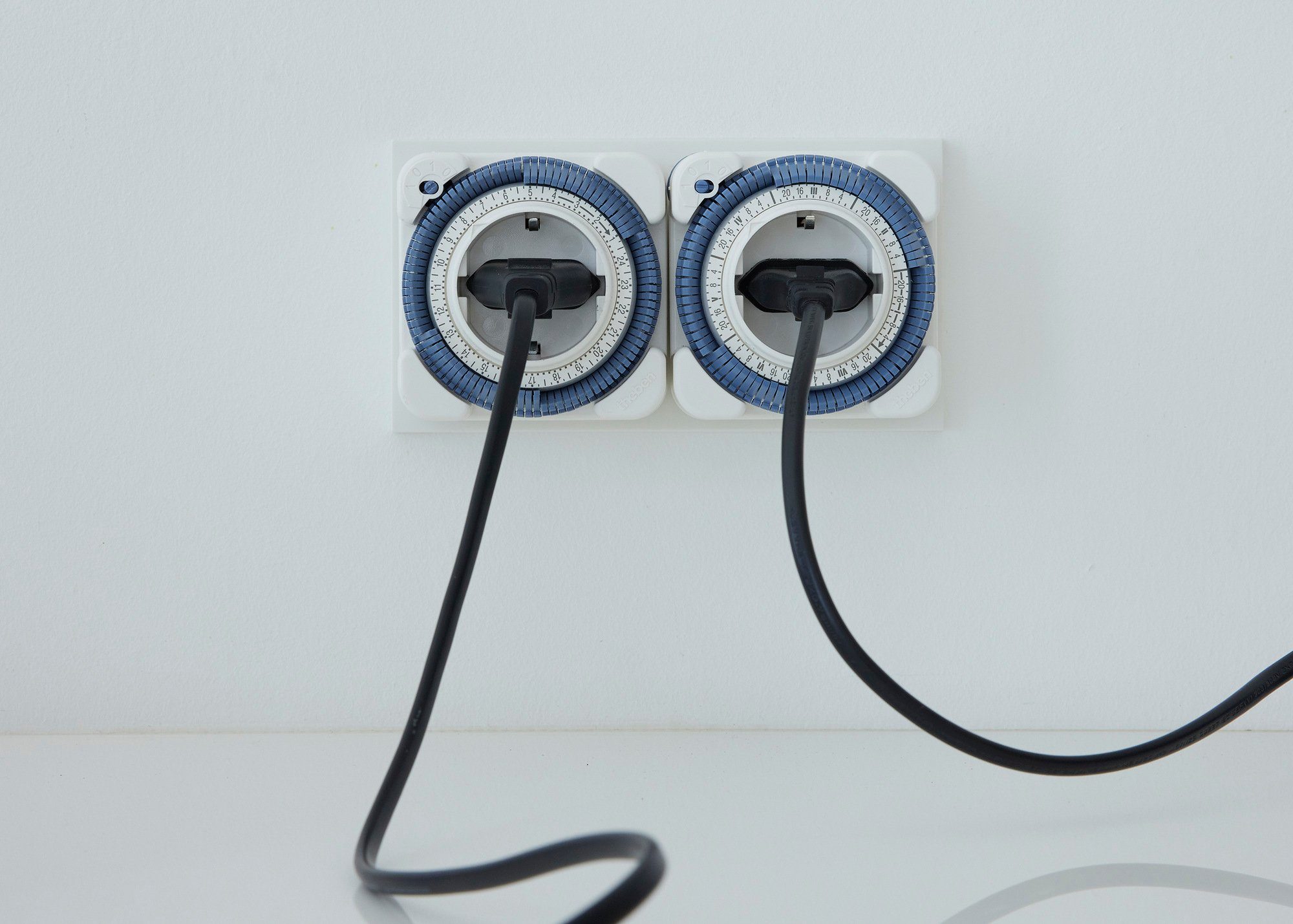 theben Zeitschaltuhr timer 26, analog, Steckdose, Timer, Netzsynchron, ohne Gangreserve