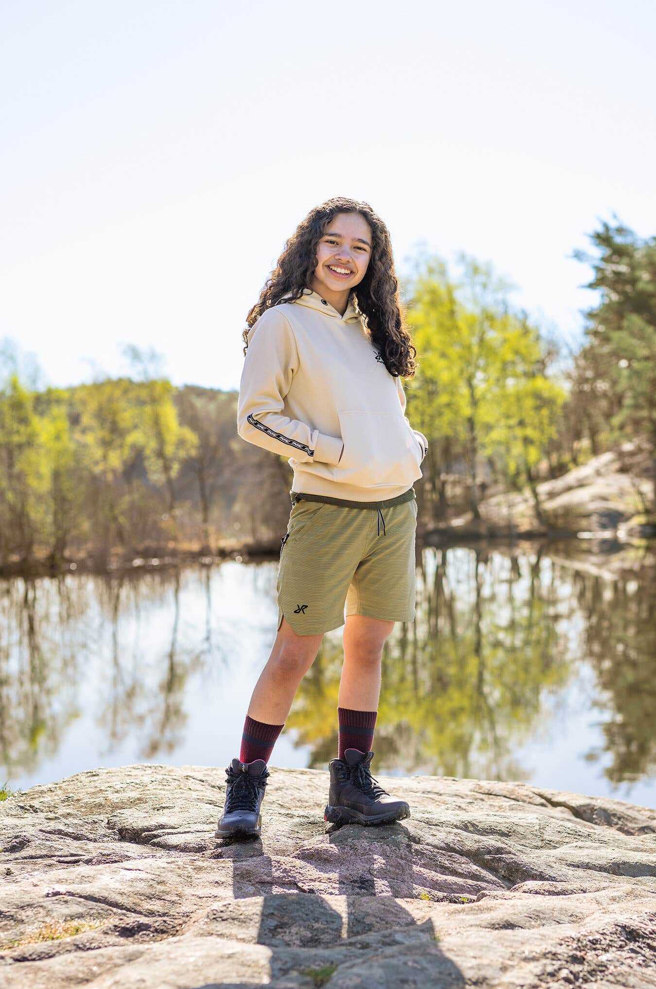 Lounge Logo Hoodie Teens Aloe