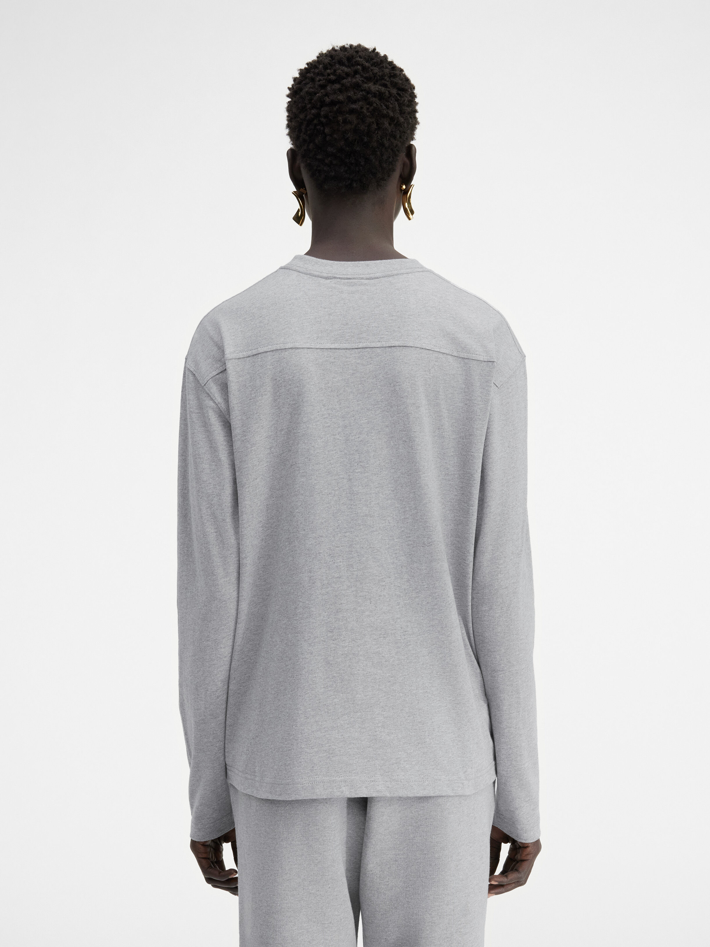 Le t-shirt manches longues