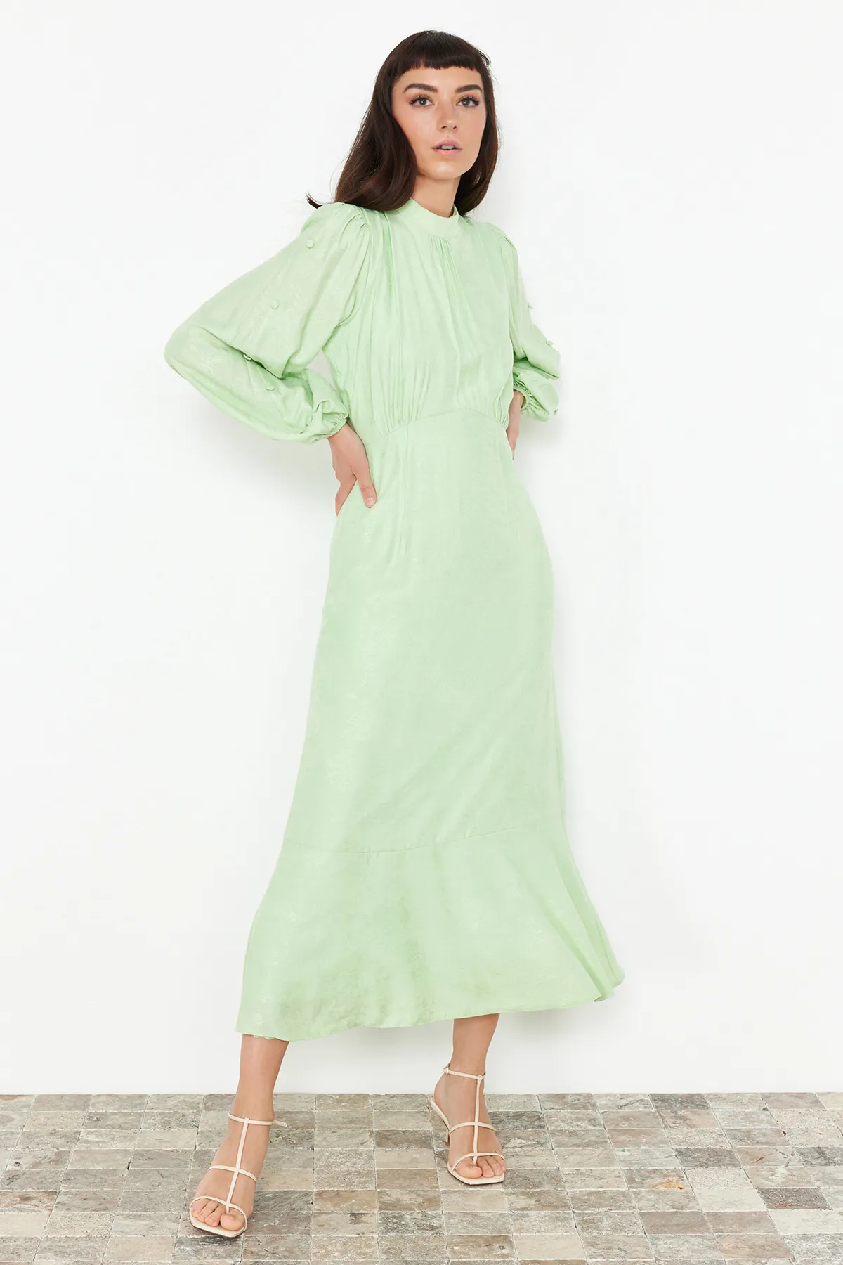 Trendyol Modest  Mintgrünes, gewebtes Jacquardkleid mit Blumenmuster TCTSS24EB00064