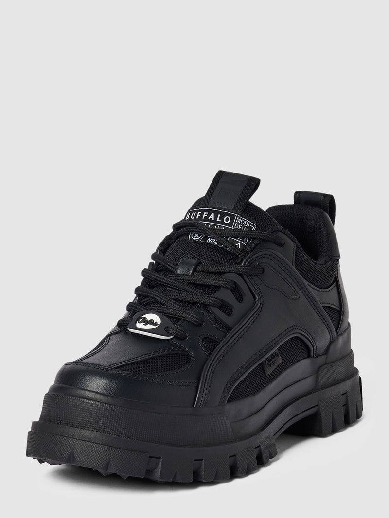 Sneaker mit Plateausohle Modell 'ASPHA' in schwarz