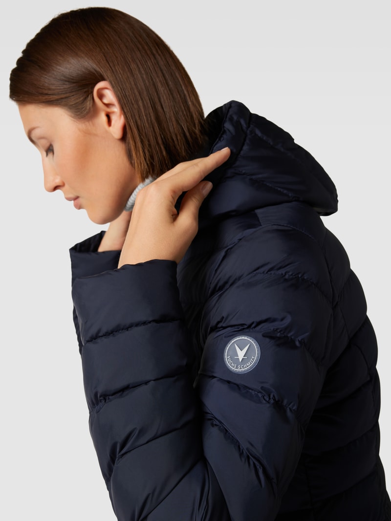 Steppmantel mit Kapuze in marineblau