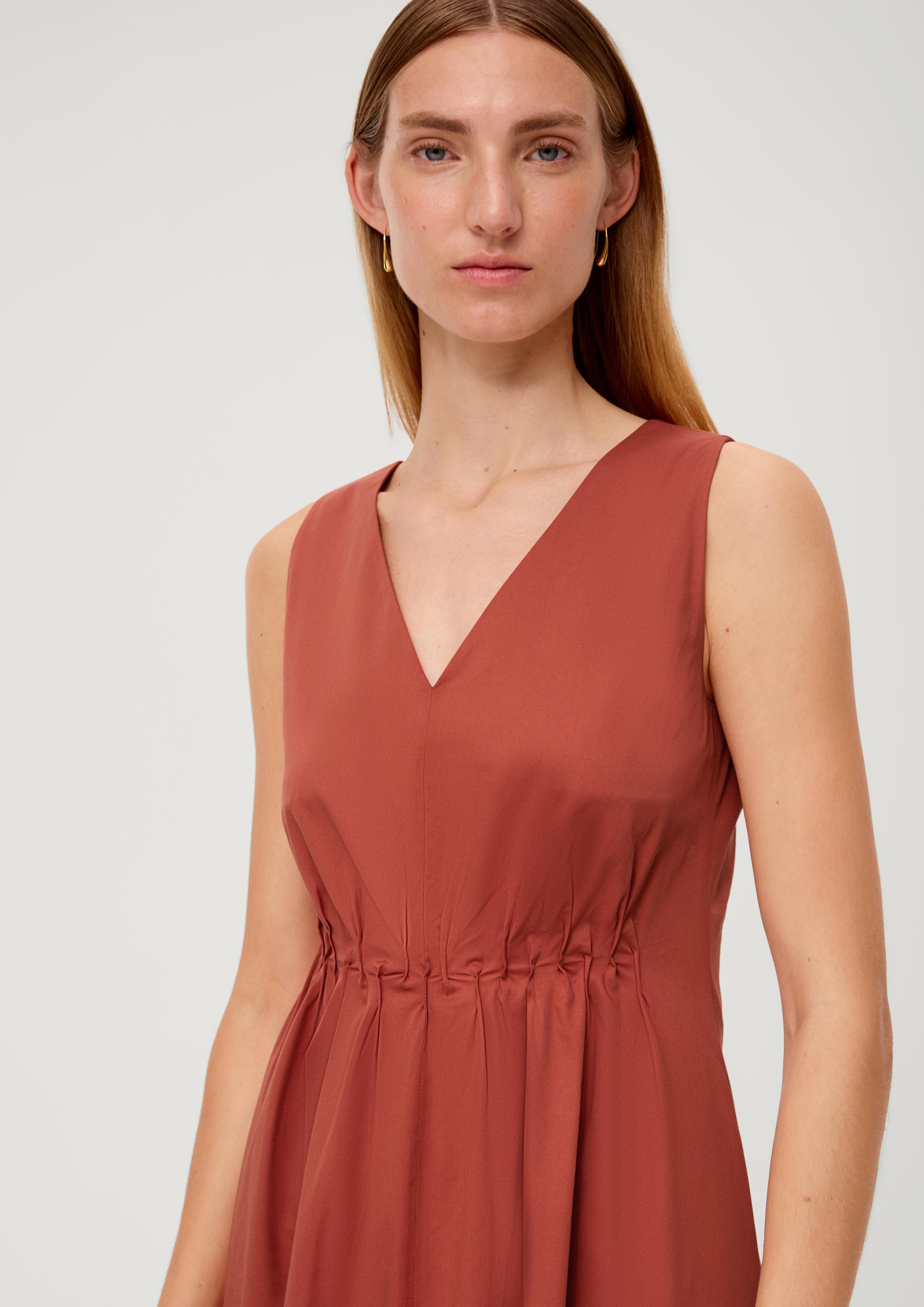 Kleid mit Viskose  2131525-2813