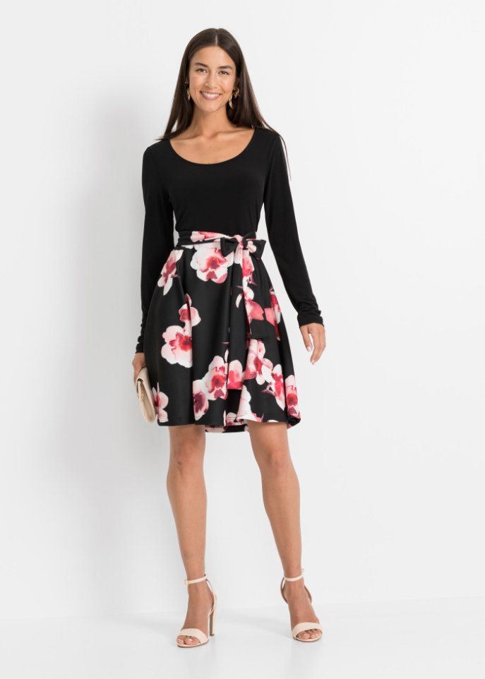 Kleid mit Schleife